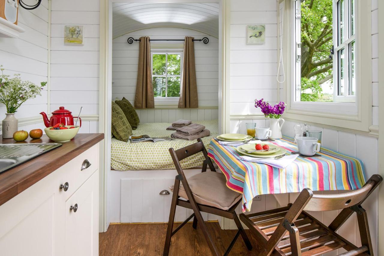Romantic Shepherds Hut, Kenilworth Exterior photo